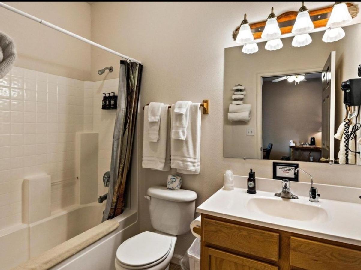 Southfork Lodge - Riverside Inn Lowman Luaran gambar
